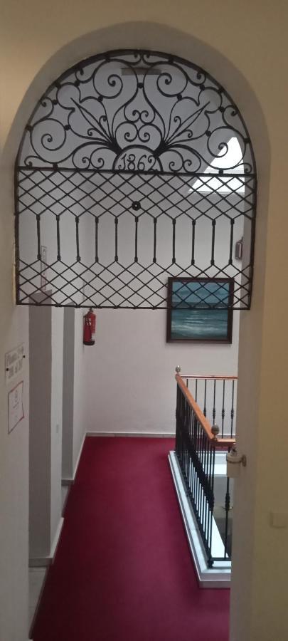 Hostal Bahia Cadiz Exterior photo